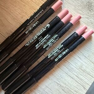 Laura Geller lipliner in color nude